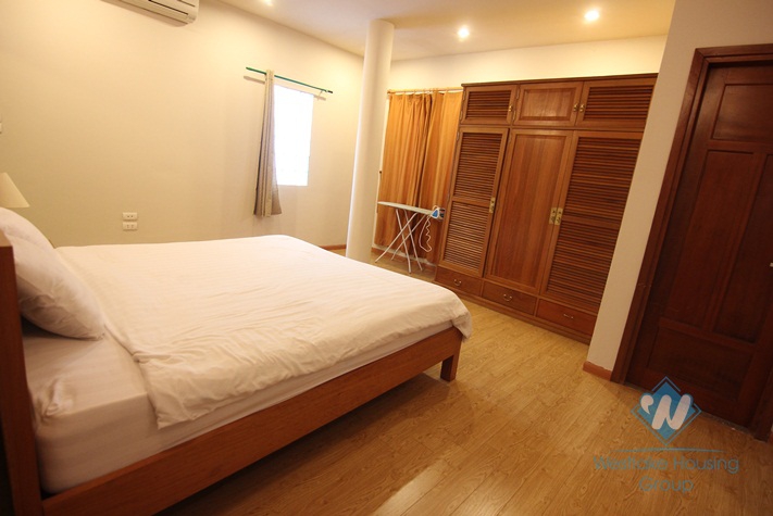Lakeside two bedroom apartment to rent in Tay Ho